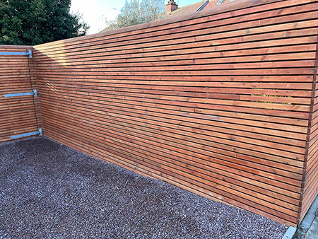 Fencing exterior side